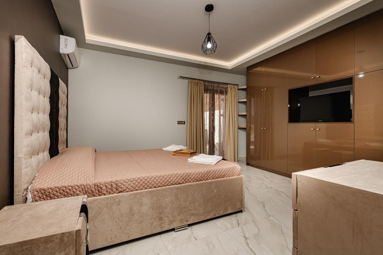 Sofoklis Villa *